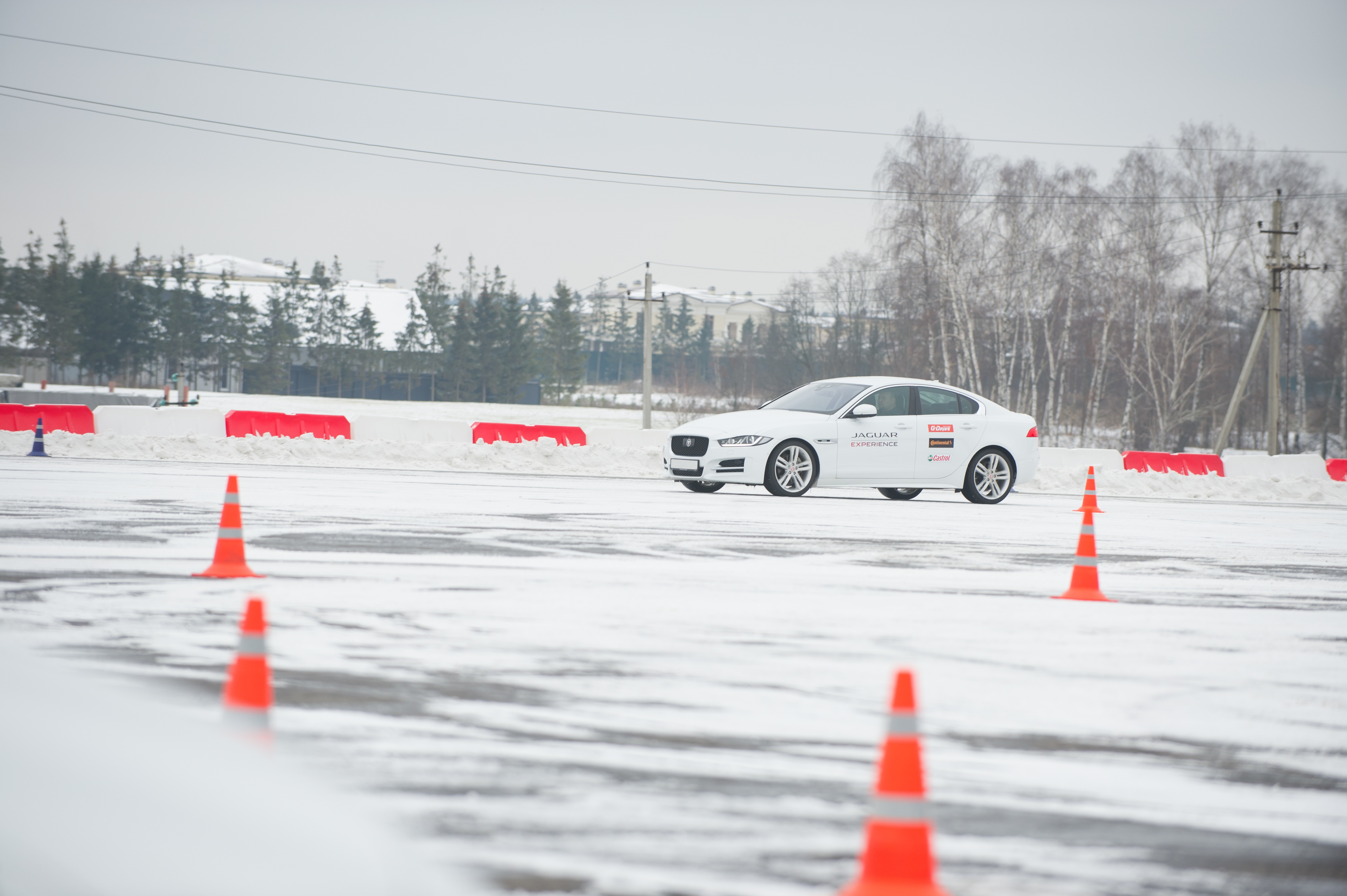 Курсы вождения в экстремальных условиях в Воронеже. Школа Driftpro